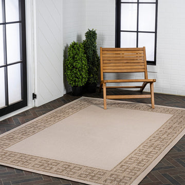 Athena Classic Geometric Border Indoor/Outdoor Area Rug